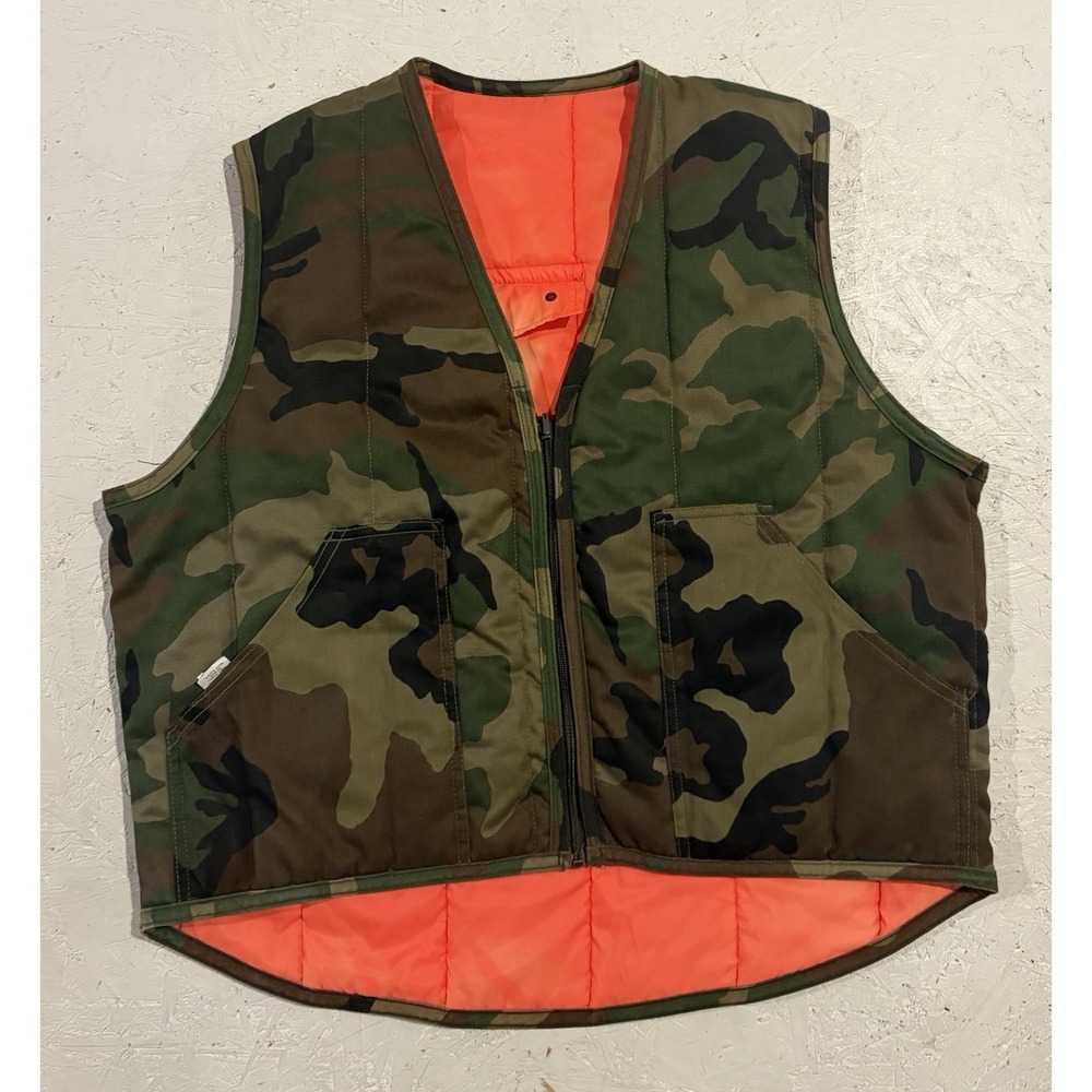 Vintage Camouflage & Orange Thin Puffer Vest Men's L Hunting Fishing Fall USA